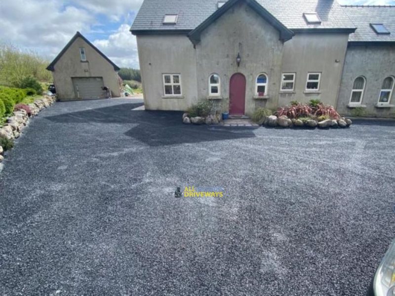 Driveway with Tar and Chip Surfacing in Tubber, Co. Clare