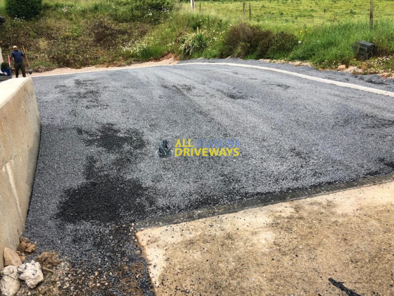 Tar and Chip Driveway with Drainage and Kerbing in Doon, Co. Limerick