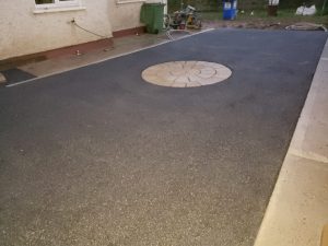 Tarmac Patio with Paved Circle Insert in Limerick